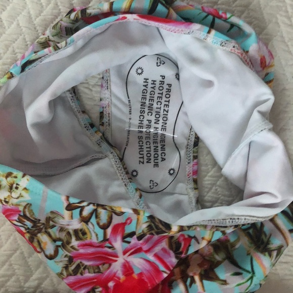 BNW high waisted bikini - Picture 8 of 8